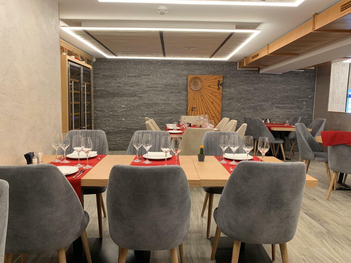Hotel Adore Romanel-sur-Morges Екстериор снимка