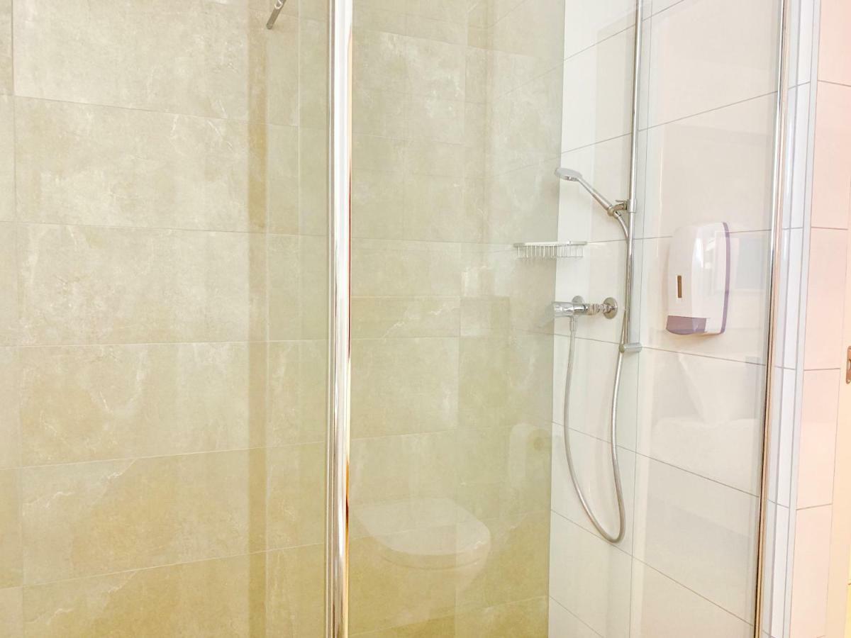 Hotel Adore Romanel-sur-Morges Екстериор снимка